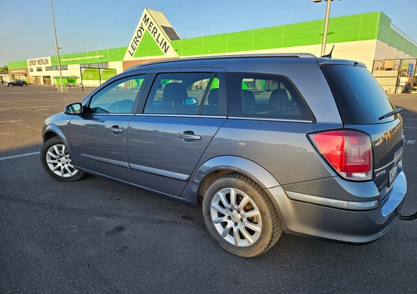Opel Astra cena 6999 przebieg: 326000, rok produkcji 2006 z Legionowo małe 301